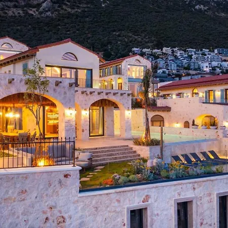 A Lyric Retreat Of Romance, Erato * Kaş