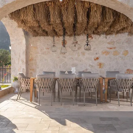 Vila A Lyric Retreat Of Romance, Erato