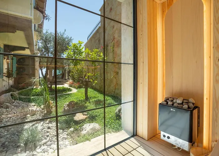 فيلة A Lyric Retreat Of Romance, Erato كاس
