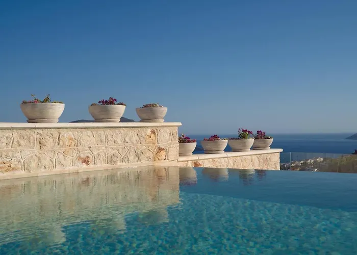 فيلة A Lyric Retreat Of Romance, Erato *
