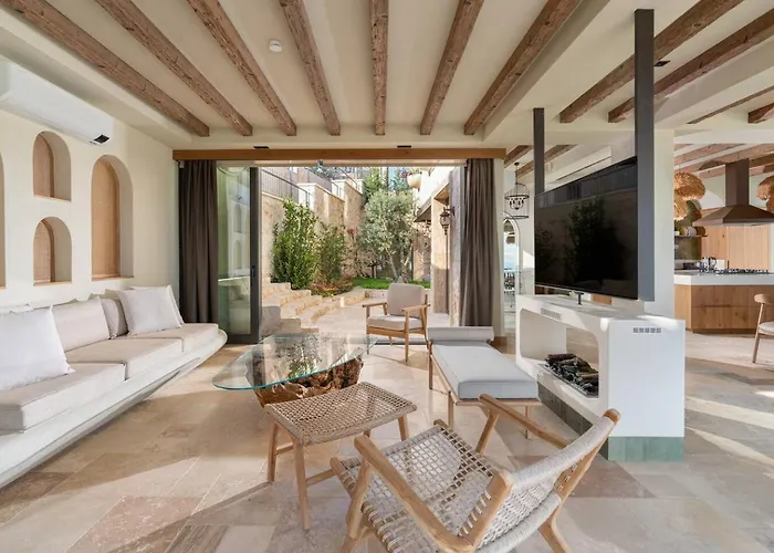 A Lyric Retreat Of Romance, Erato فيلة *