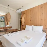 A Lyric Retreat Of Romance, Erato * Kaş